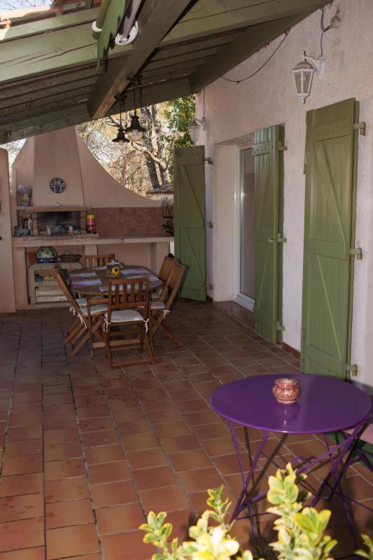 Le Gite Du Castellas Forcalqueiret Exteriör bild